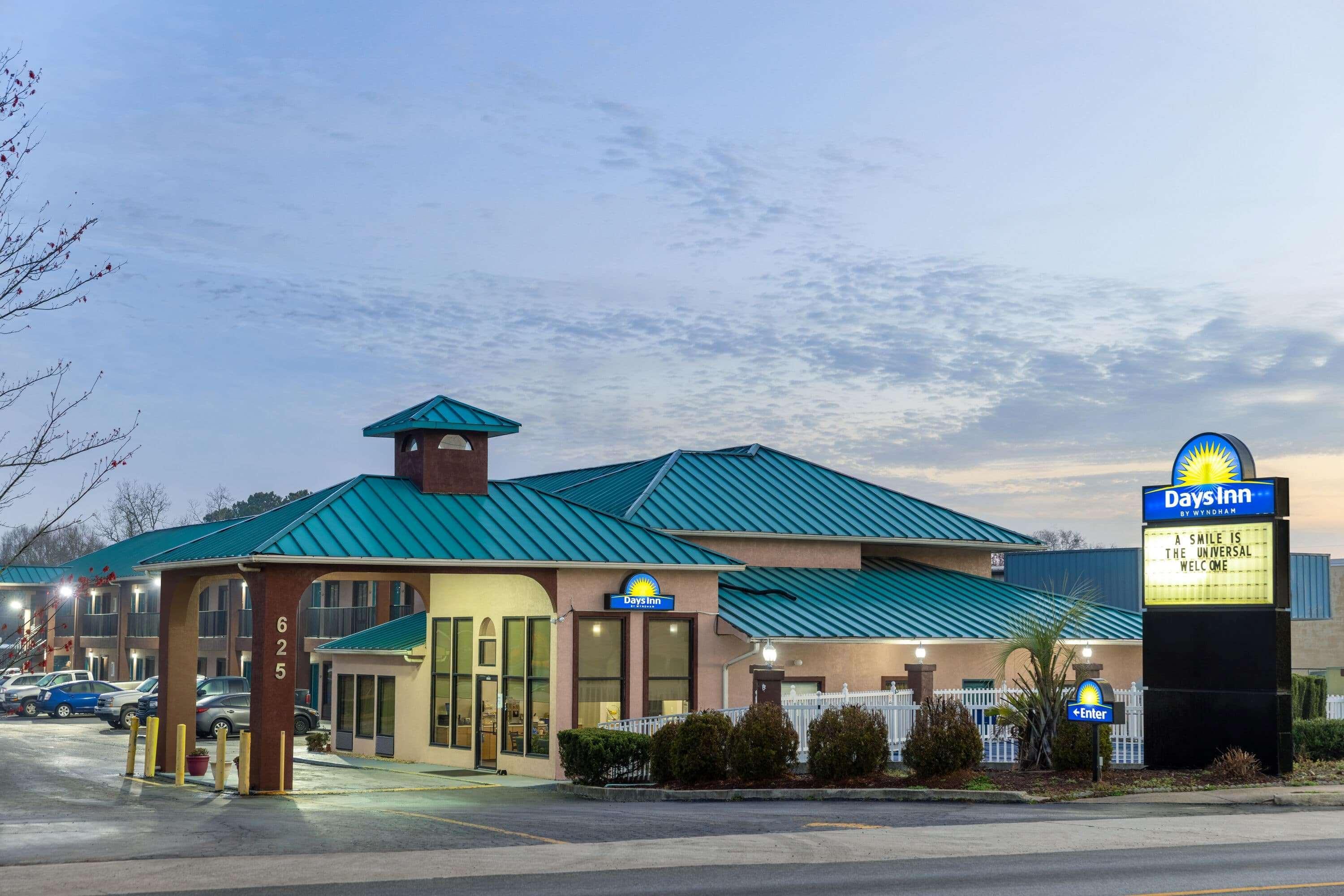 Days Inn By Wyndham Jackson Exterior photo