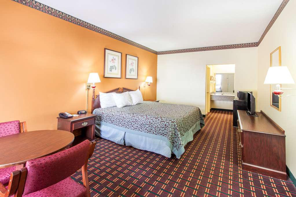Days Inn By Wyndham Jackson Room photo